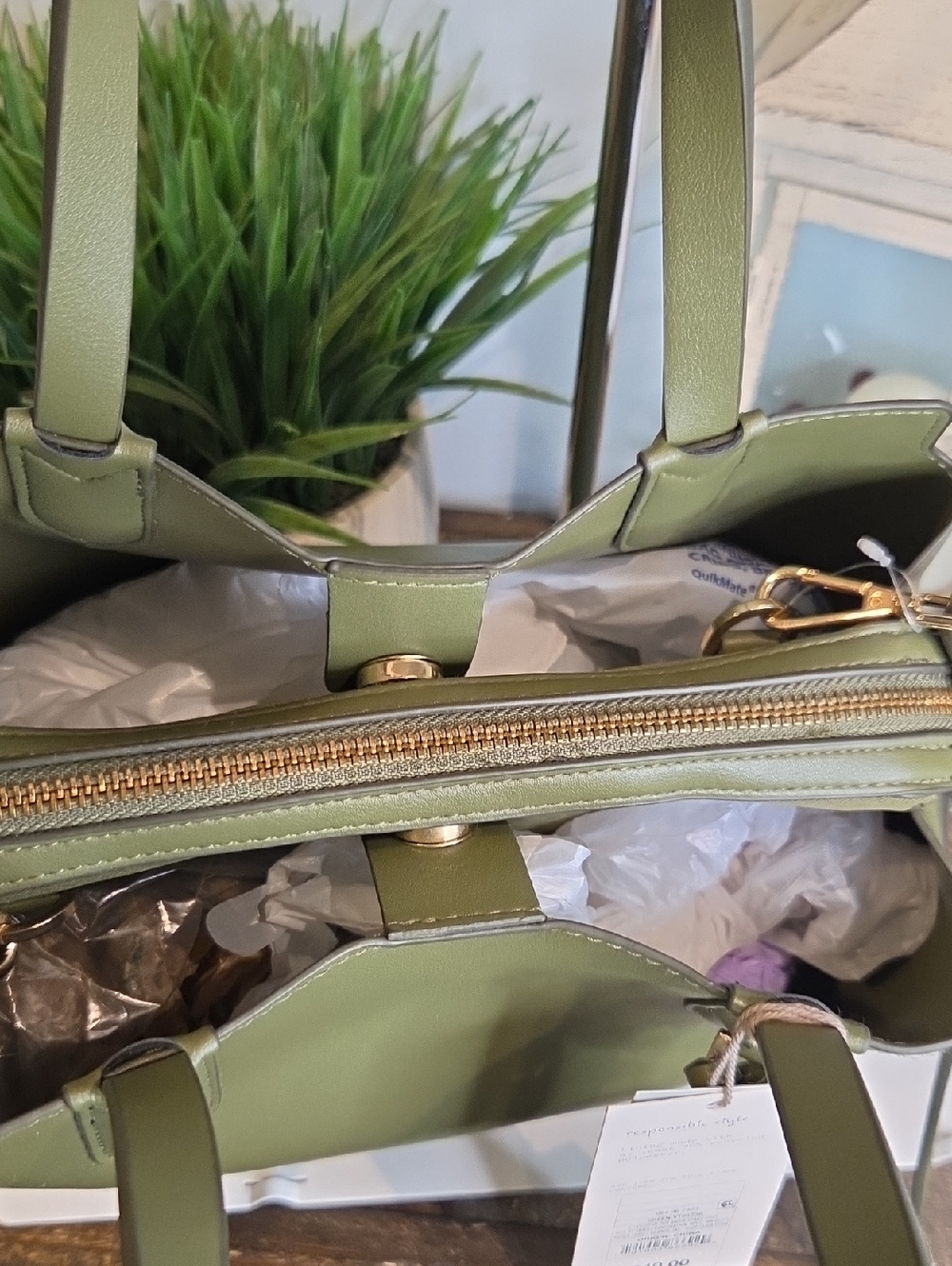 A New Day Green Convertible Bag - Picture 4 of 4